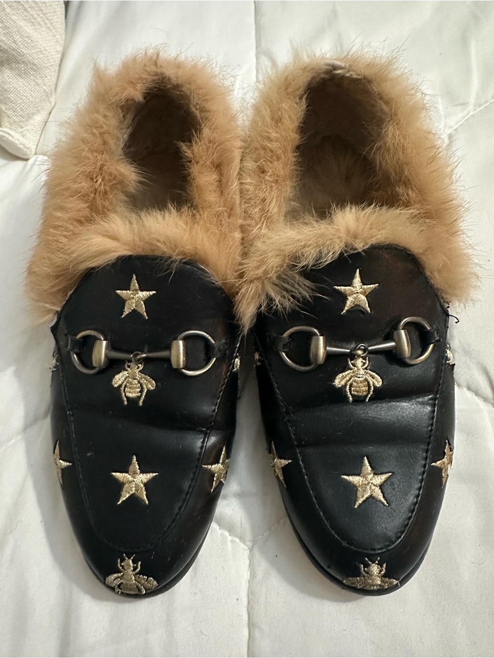 Gucci Black Faux-Fur Trim Embroidered Star & Bee Loafers